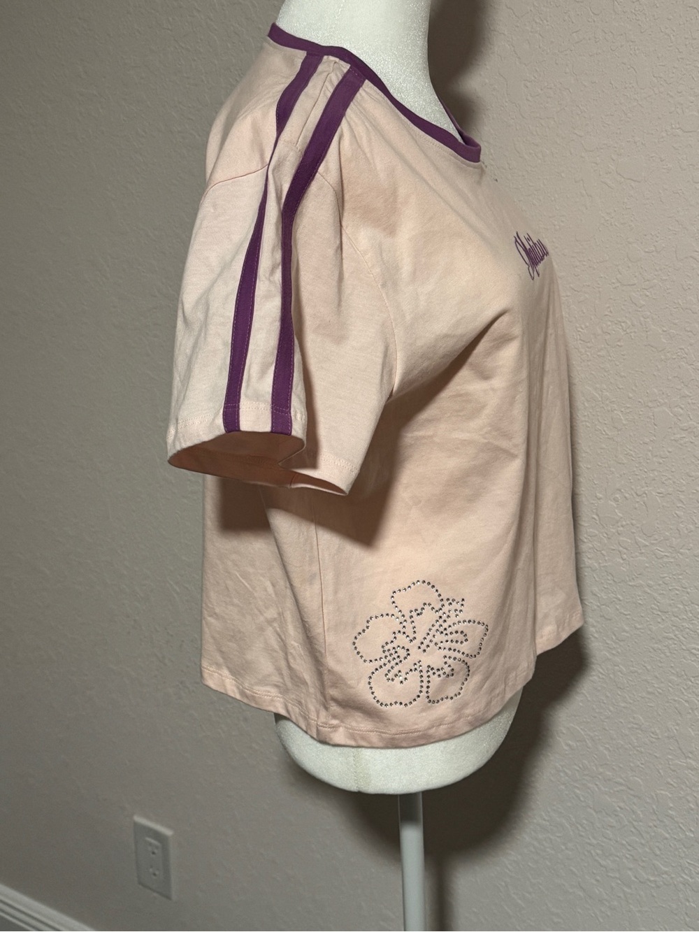 NWT Messy Bun Just Chillin Malibu Ringer Tee Y2K Pink Purple Hibiscus XL - Picture 2 of 6
